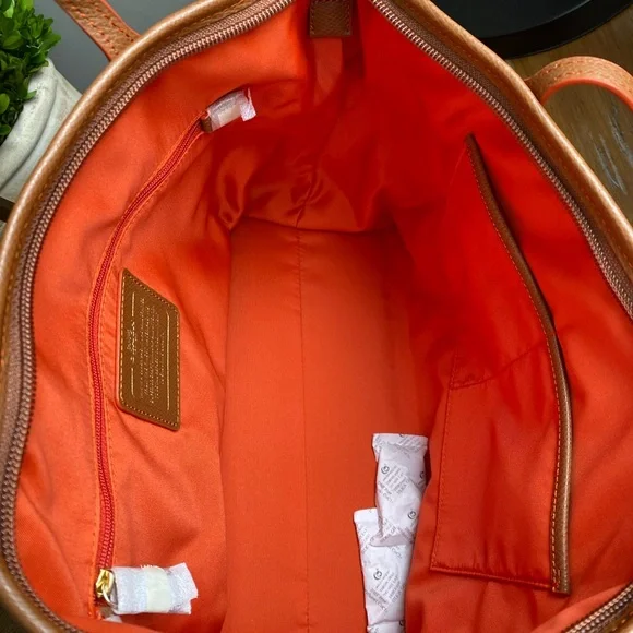 Coach NWT Sawyer Canvas Large Tote Bag Classic Red Turnlock - Picture 17 of 17